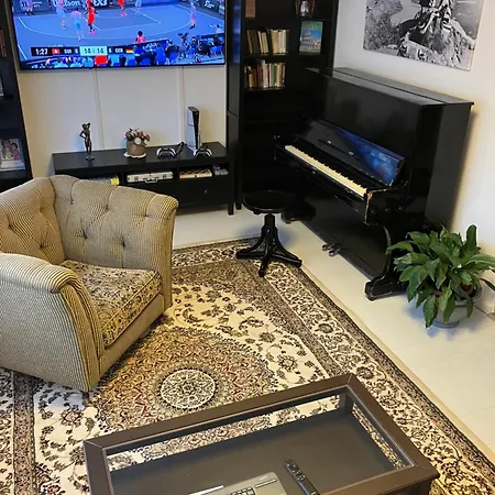Apartment Memoriamarci - Free Bikes, Danube Band & Pilis *